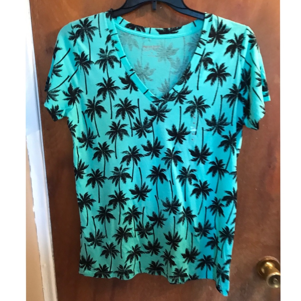 JCPenney palm leaf tee